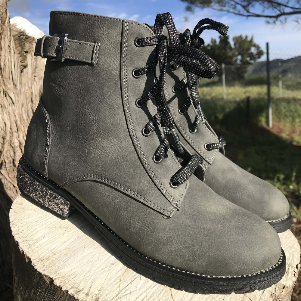 SO Clothing Grey Lace Up Glittery Ankle Boots Womens Size 7